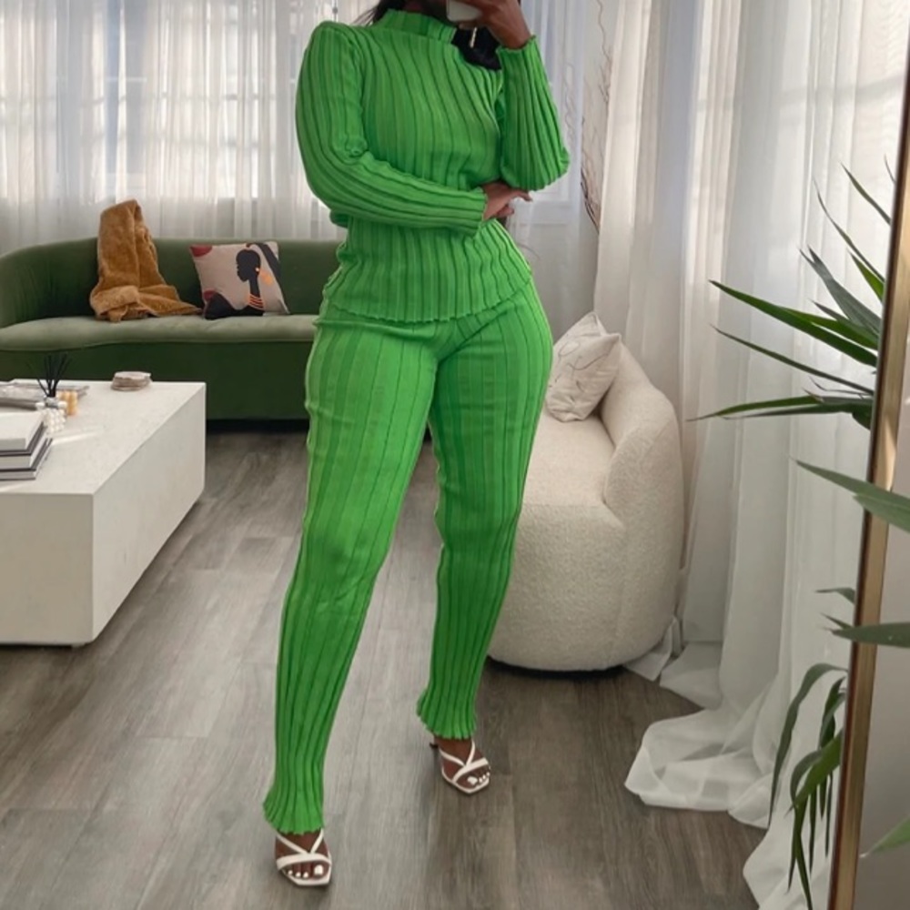 Silhouette Stylez Rippled in Warmth Set - GREEN 💚